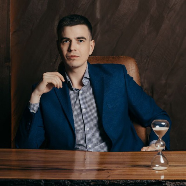 Юрист Арсений Марков