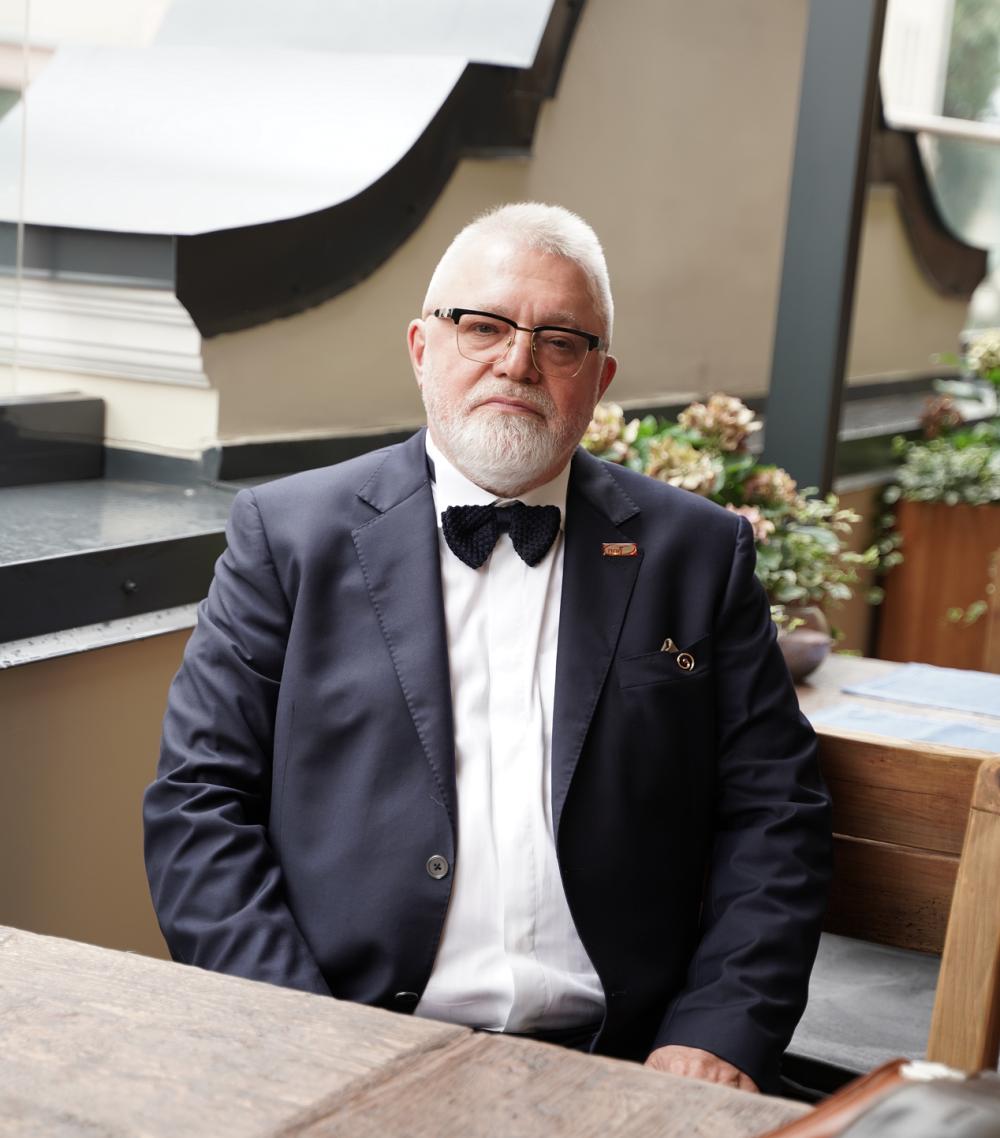 Виктор Макаров